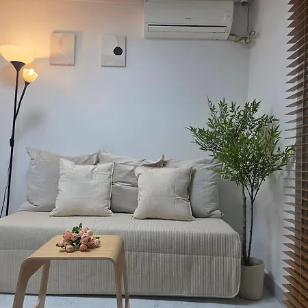 Villa Gangnam Station, Yeoksam Station, 5-Minute Walk, Luggage Storage, Business Trip, 6 People